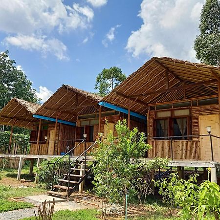 Bansuanphutarn Otel Ban Pha Saeng Lang Dış mekan fotoğraf