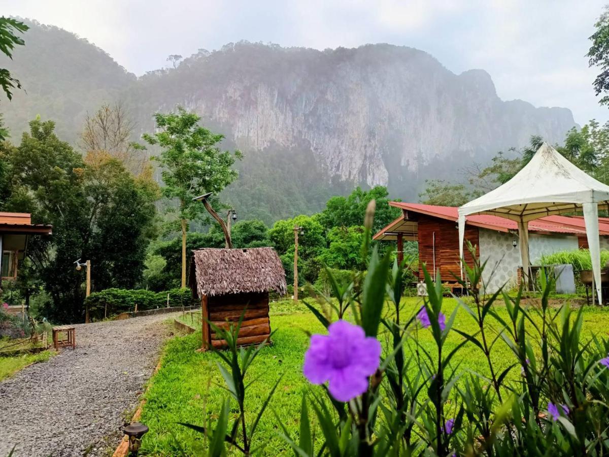 Bansuanphutarn Otel Ban Pha Saeng Lang Dış mekan fotoğraf