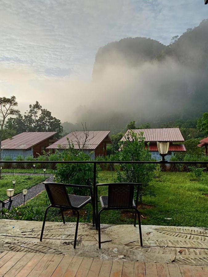 Bansuanphutarn Otel Ban Pha Saeng Lang Dış mekan fotoğraf