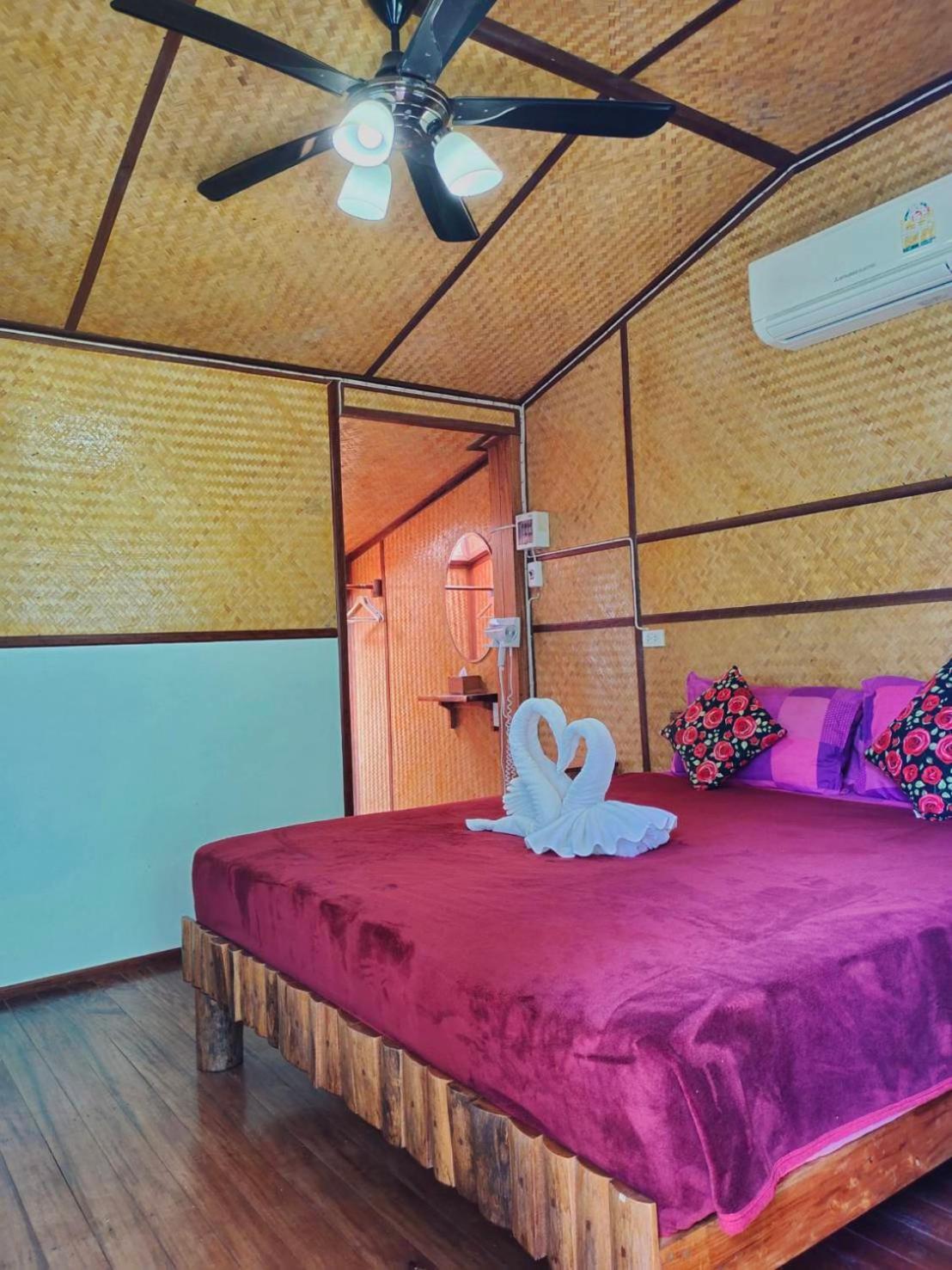 Bansuanphutarn Otel Ban Pha Saeng Lang Dış mekan fotoğraf