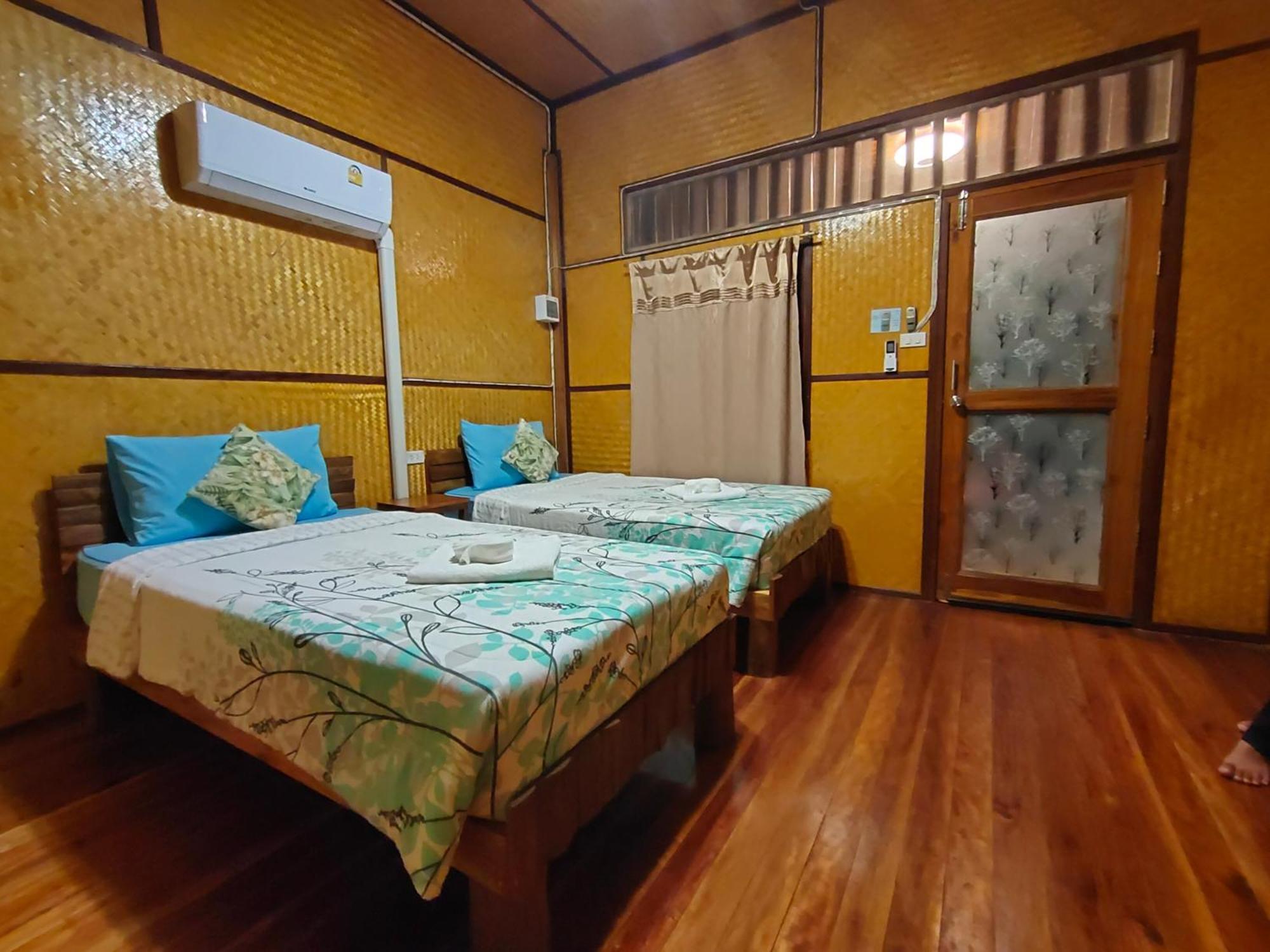 Bansuanphutarn Otel Ban Pha Saeng Lang Dış mekan fotoğraf