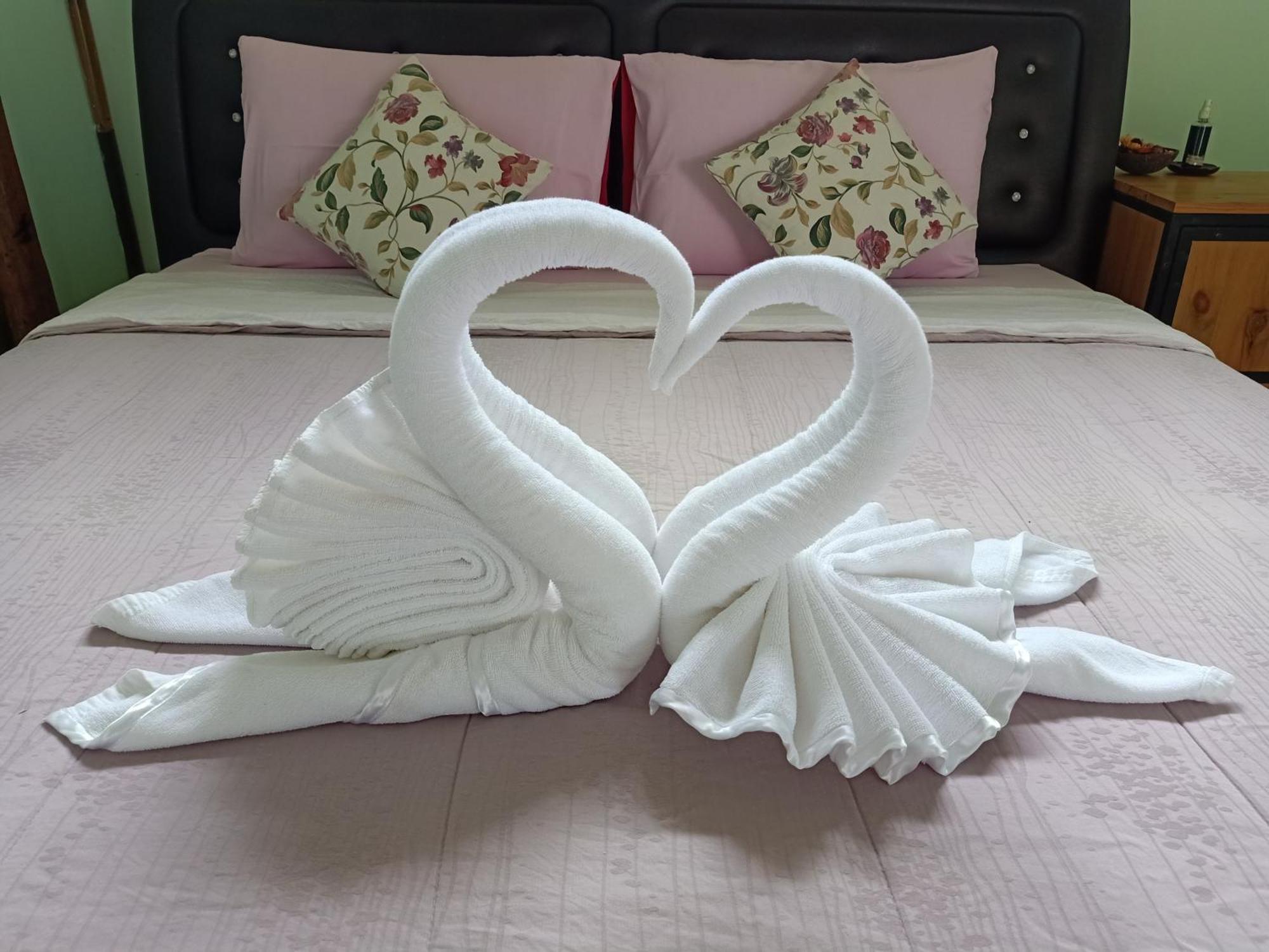 Bansuanphutarn Otel Ban Pha Saeng Lang Dış mekan fotoğraf
